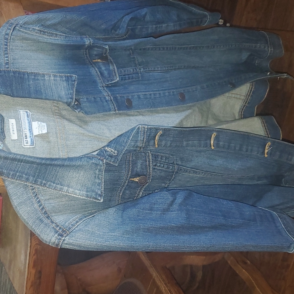 Jean jacket maternity